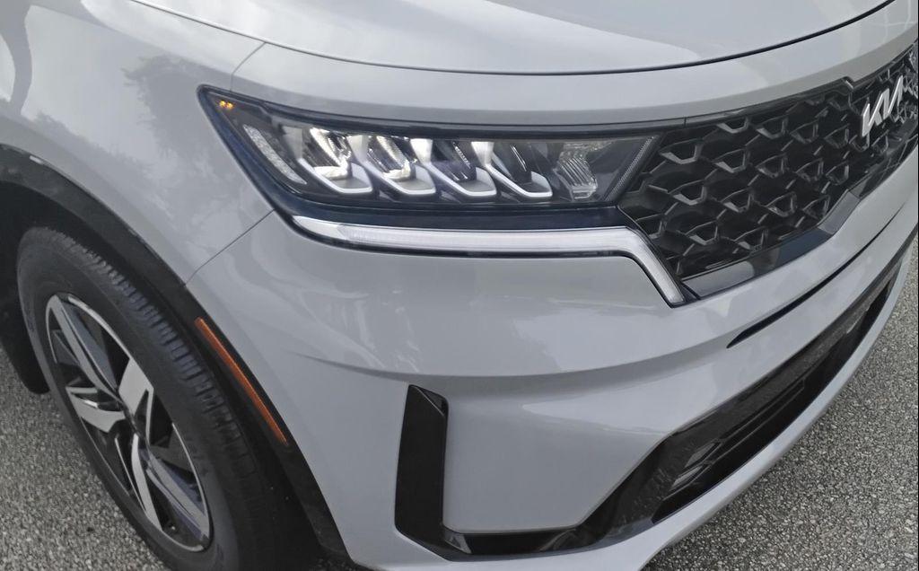 used 2022 Kia Sorento car, priced at $27,500