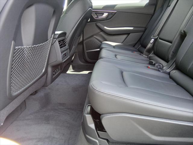 new 2025 Audi Q7 car, priced at $69,400