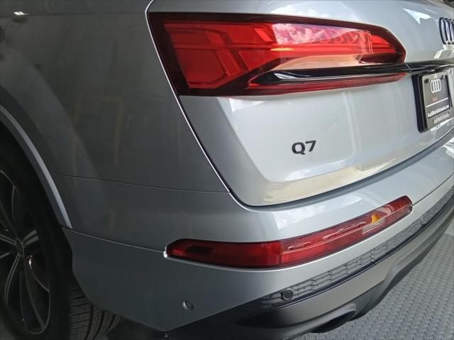 new 2025 Audi Q7 car, priced at $69,400