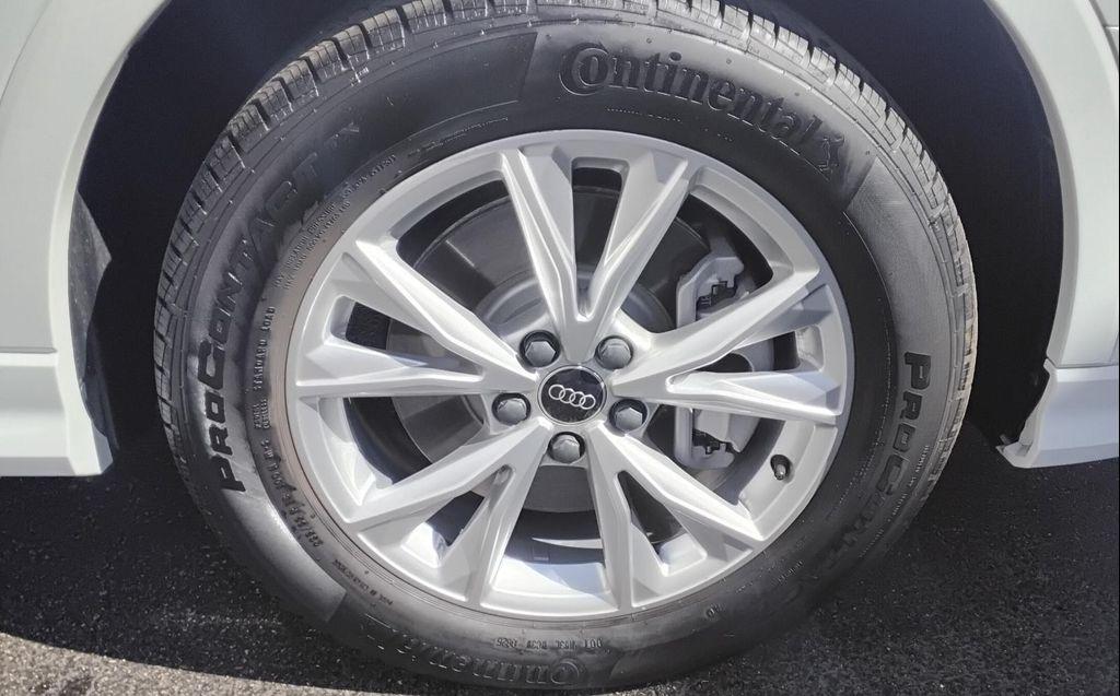 used 2025 Audi Q3 car, priced at $33,999