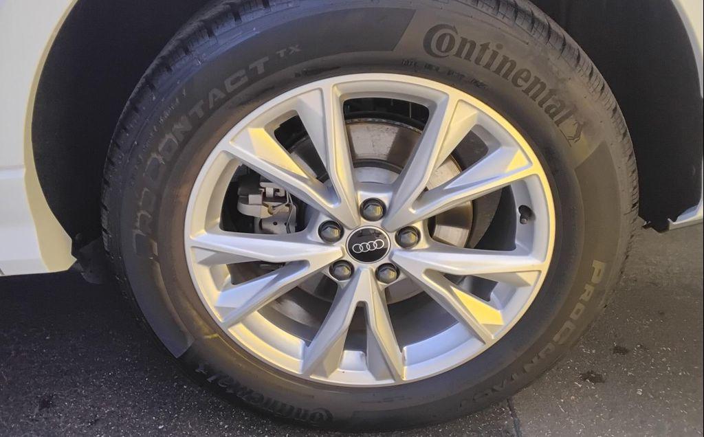 used 2025 Audi Q3 car, priced at $33,999