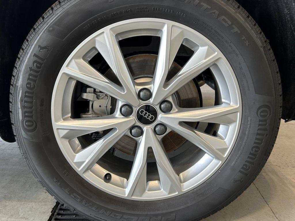 new 2025 Audi Q3 car, priced at $43,465
