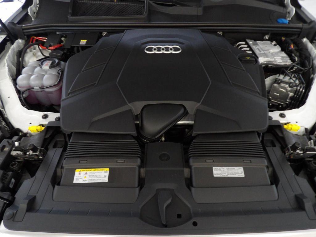 new 2025 Audi Q7 car, priced at $77,080