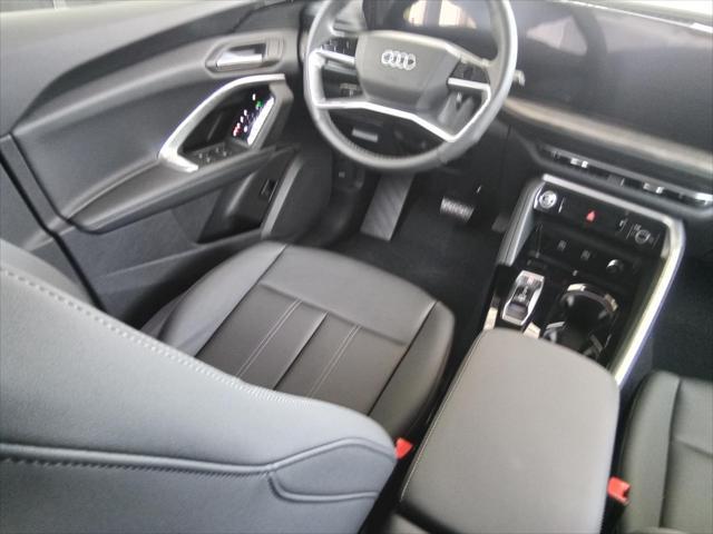 new 2025 Audi Q5 car, priced at $58,075