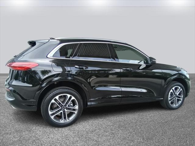 new 2025 Audi Q5 car, priced at $58,075