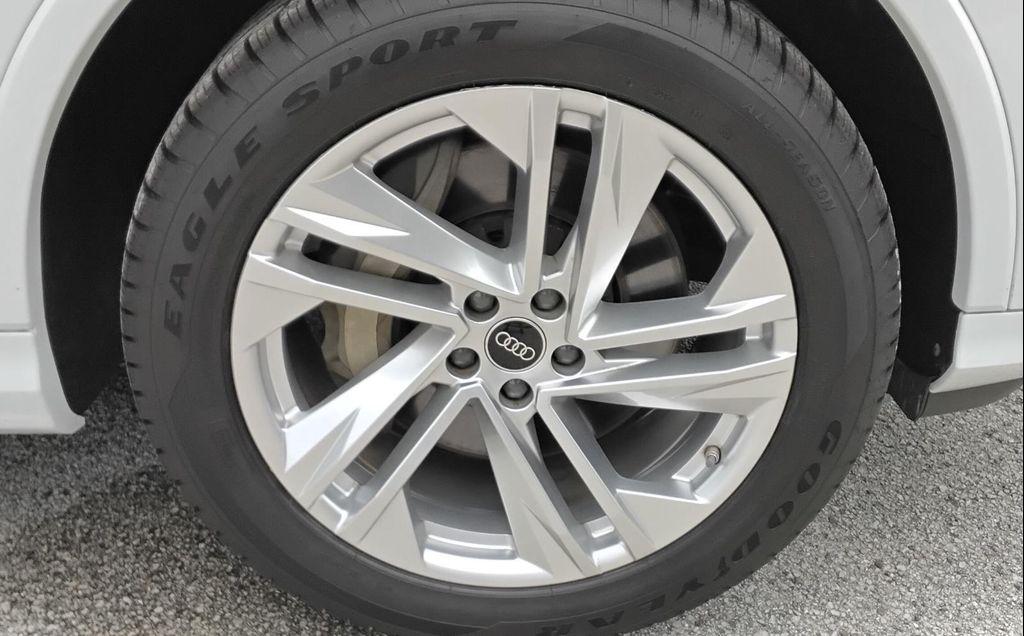 used 2023 Audi Q7 car, priced at $32,497