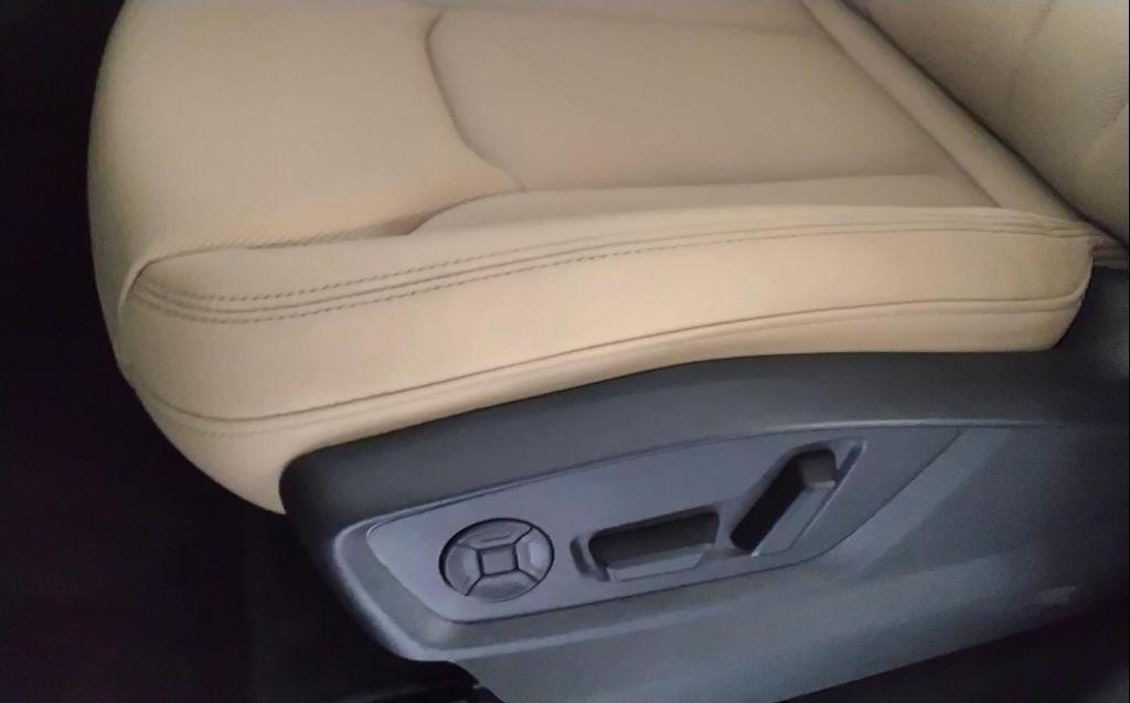 new 2025 Audi Q8 car, priced at $86,805