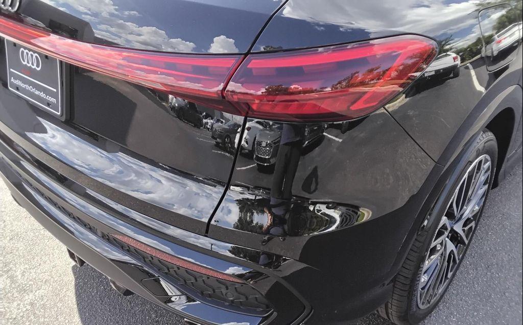 new 2025 Audi SQ5 car, priced at $76,390