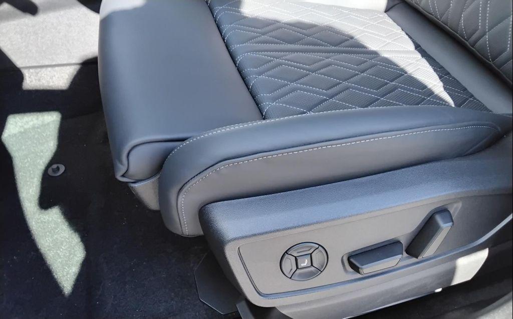 new 2025 Audi SQ5 car, priced at $76,390