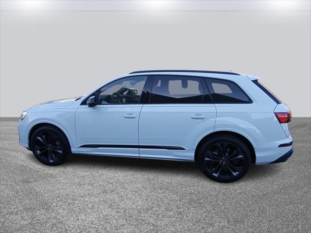 new 2025 Audi Q7 car, priced at $88,300