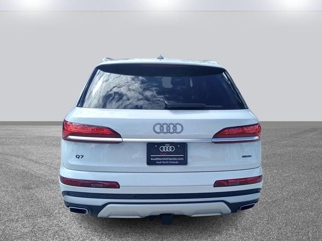 new 2025 Audi Q7 car, priced at $77,080