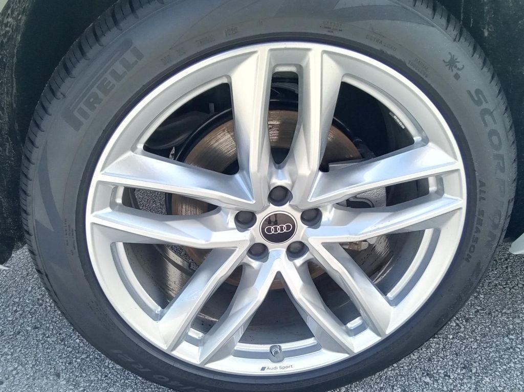 new 2025 Audi Q7 car, priced at $77,080