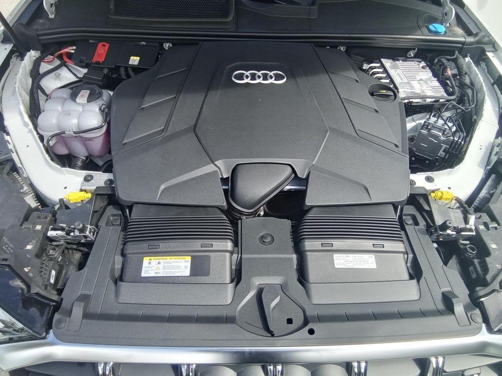 new 2025 Audi Q7 car, priced at $77,080
