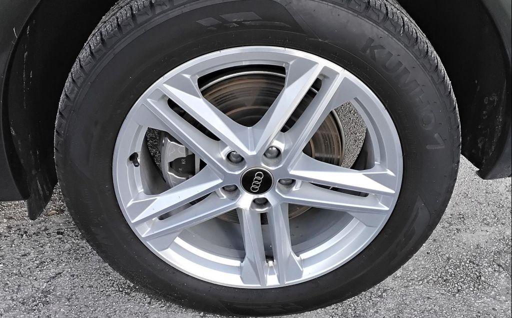 used 2024 Audi Q5 e car, priced at $39,997