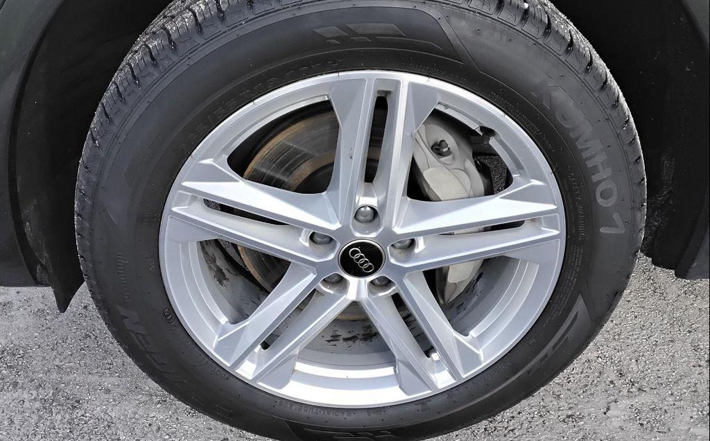 used 2024 Audi Q5 e car, priced at $39,997