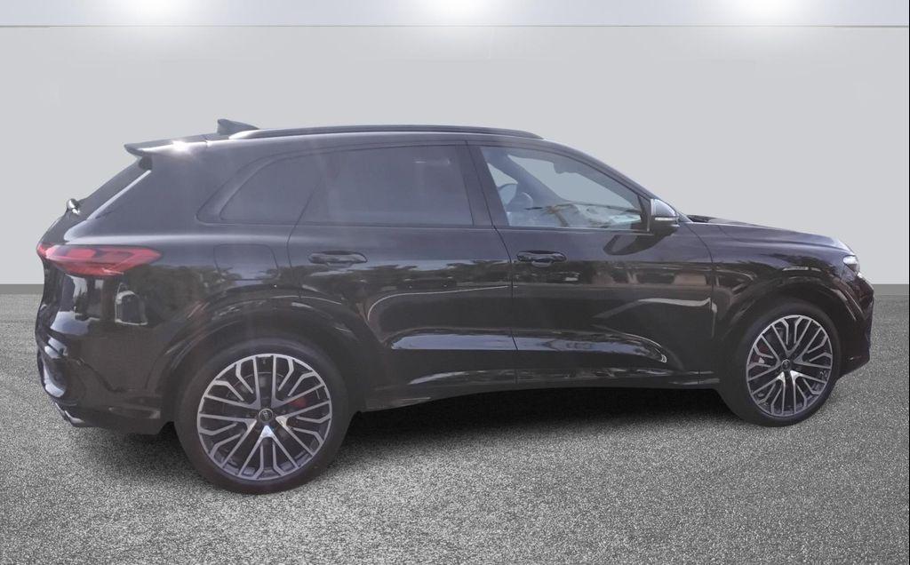 new 2025 Audi SQ5 car, priced at $76,365