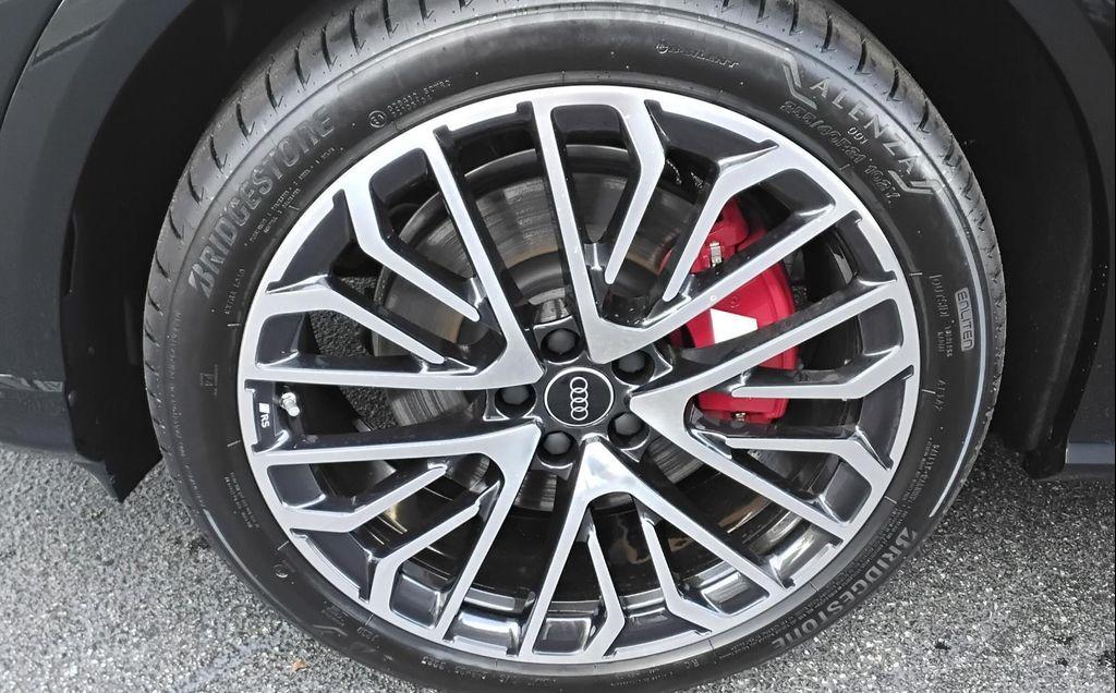 new 2025 Audi SQ5 car, priced at $76,365