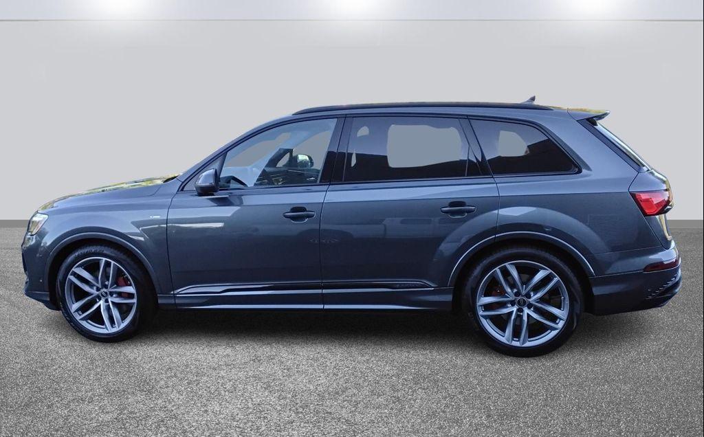 new 2026 Audi Q7 car, priced at $85,540