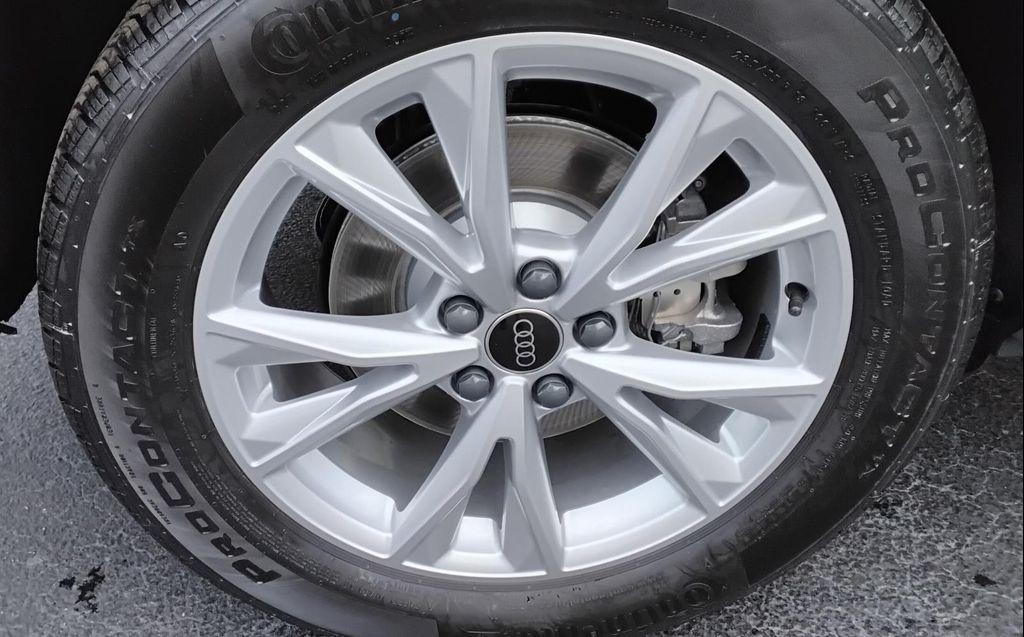 new 2025 Audi Q3 car, priced at $44,060