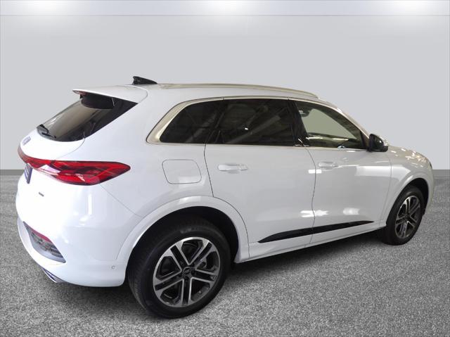 new 2025 Audi Q5 car, priced at $57,775