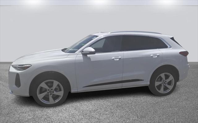 new 2025 Audi Q5 car, priced at $61,300