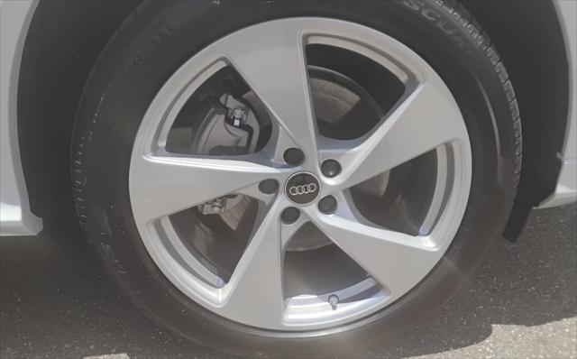 new 2025 Audi Q5 car, priced at $61,300
