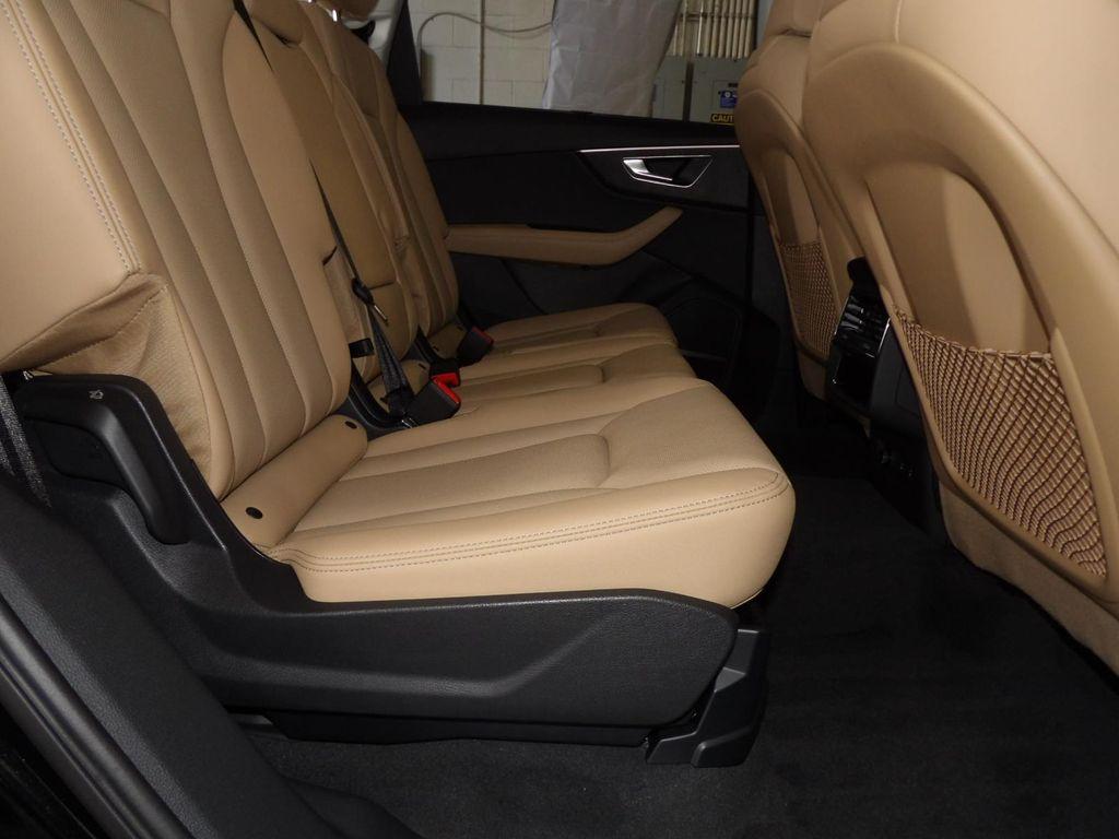 new 2025 Audi Q7 car, priced at $77,080