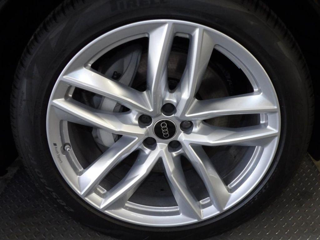 new 2025 Audi Q7 car, priced at $77,080