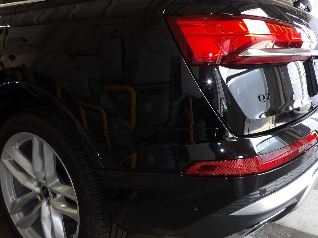 new 2025 Audi Q7 car, priced at $77,080