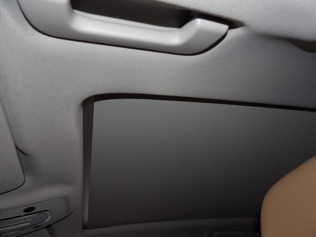 new 2025 Audi Q7 car, priced at $77,080