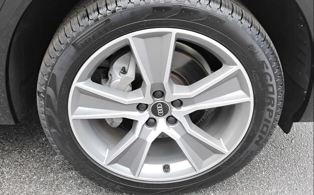 used 2025 Audi Q5 car, priced at $40,999