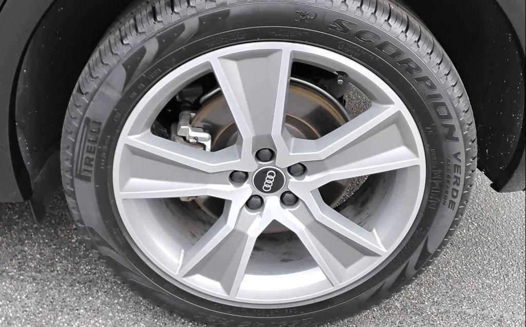 used 2025 Audi Q5 car, priced at $40,999