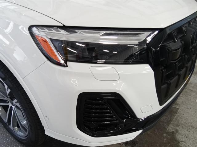 new 2025 Audi Q7 car, priced at $64,855