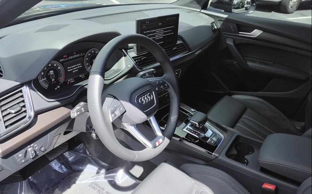 used 2024 Audi Q5 e car, priced at $41,999