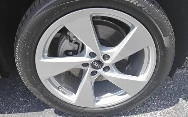 new 2025 Audi Q5 car, priced at $61,390