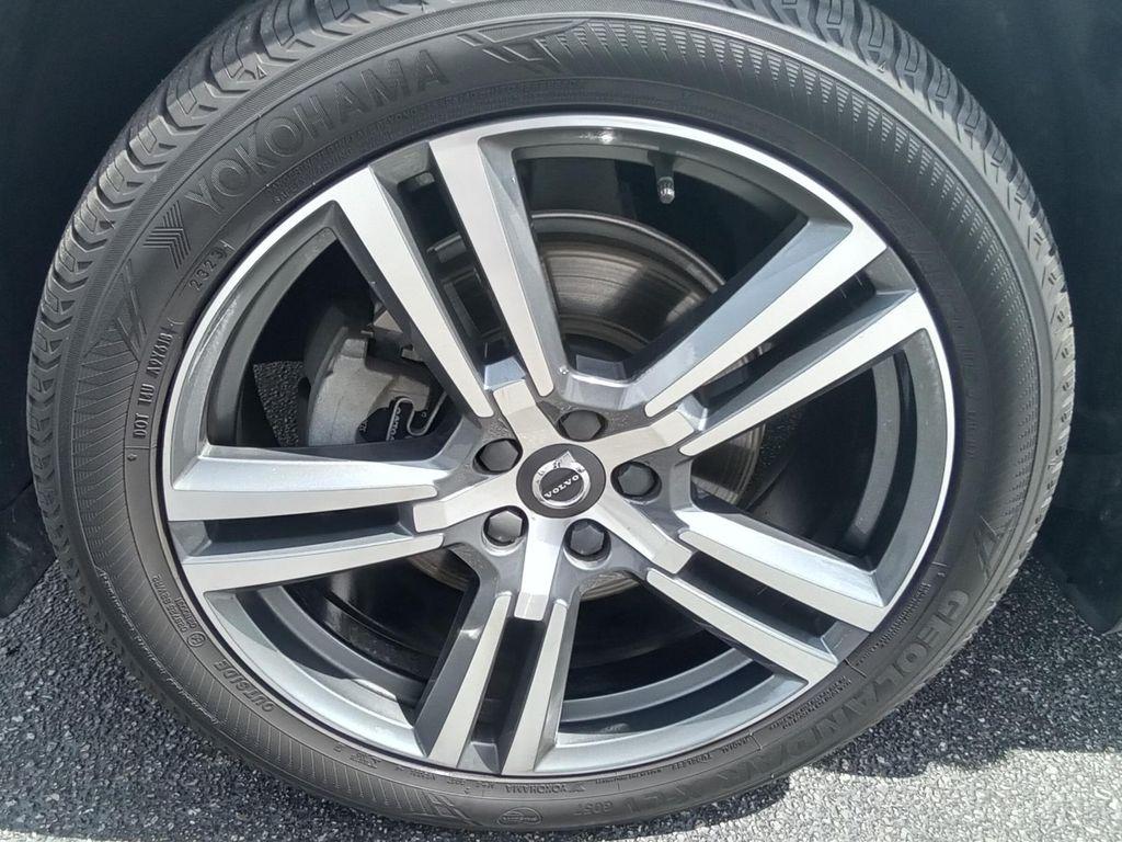 used 2021 Volvo XC60 car, priced at $25,997