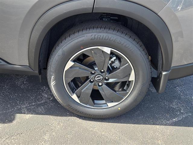 new 2026 Nissan Rogue car, priced at $33,001