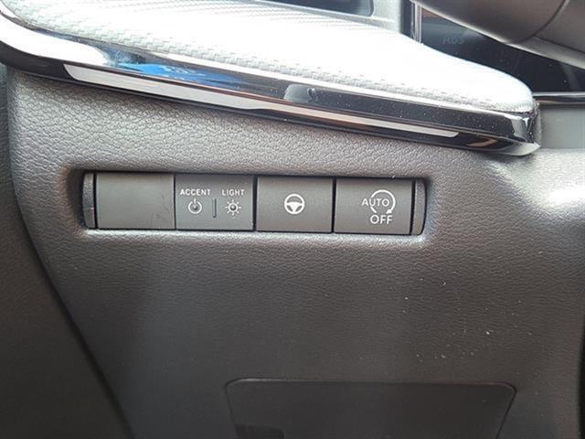 new 2025 Nissan Kicks car, priced at $27,696