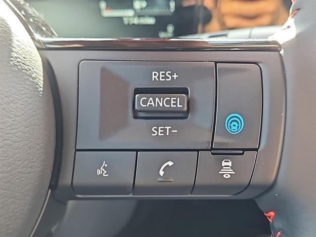new 2025 Nissan Kicks car, priced at $28,962