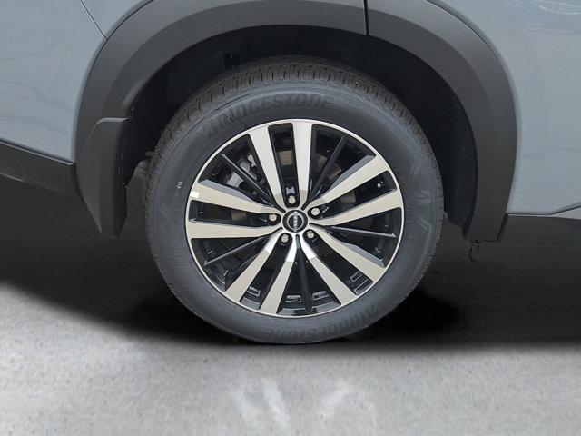 new 2025 Nissan Pathfinder car, priced at $50,552
