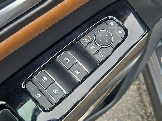 new 2025 Nissan Pathfinder car, priced at $52,035
