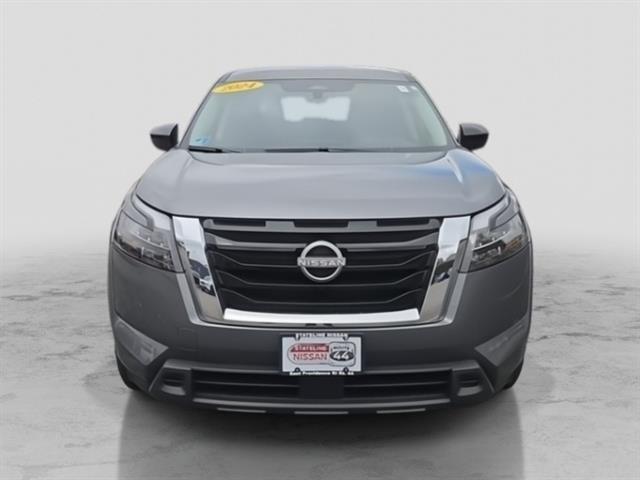 used 2024 Nissan Pathfinder car, priced at $27,998