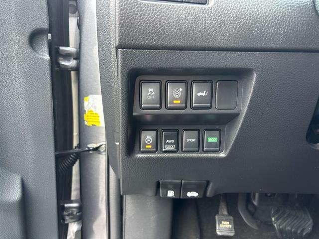 used 2017 Nissan Rogue car, priced at $14,305