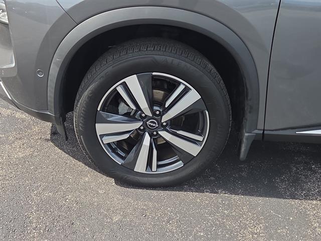 used 2023 Nissan Rogue car, priced at $26,422