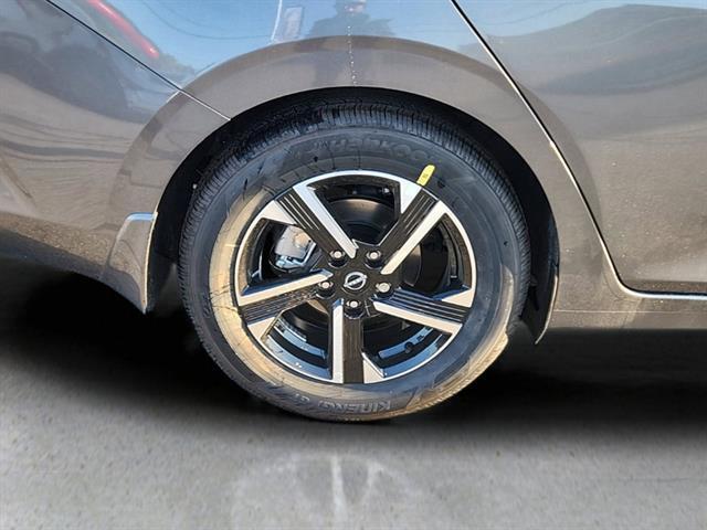 new 2025 Nissan Sentra car, priced at $22,967