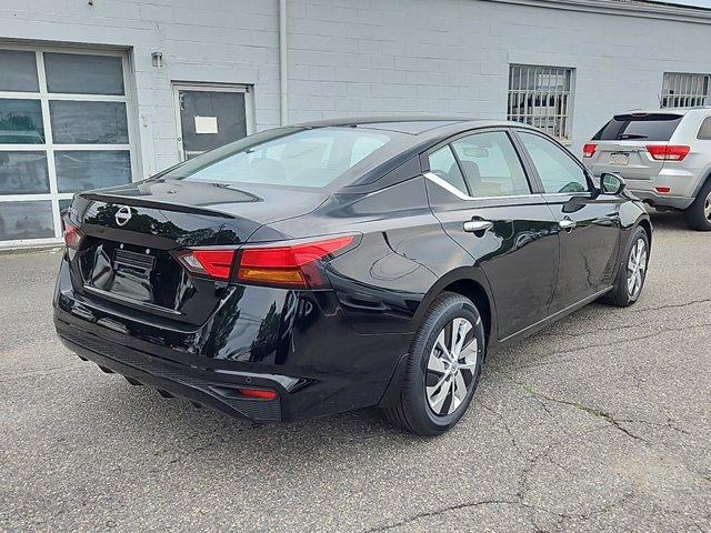 new 2025 Nissan Altima car, priced at $25,995