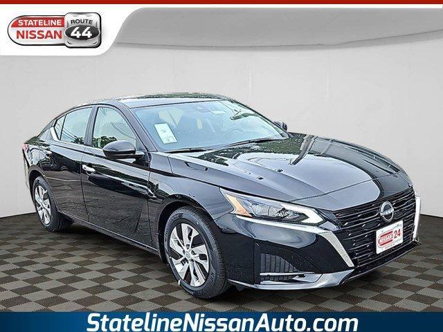 new 2025 Nissan Altima car, priced at $25,995