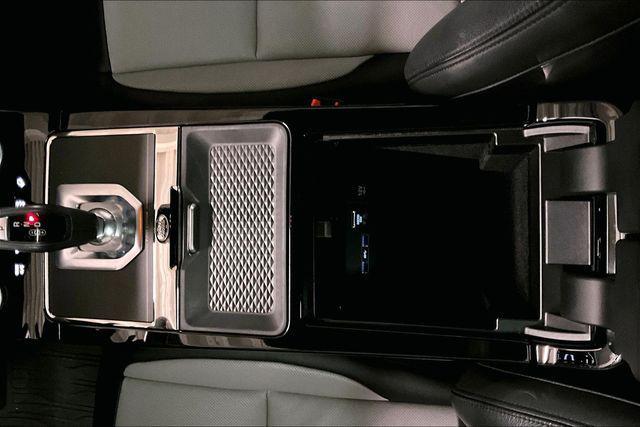 used 2020 Land Rover Range Rover Evoque car, priced at $25,252