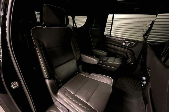 used 2022 GMC Yukon XL car, priced at $52,682