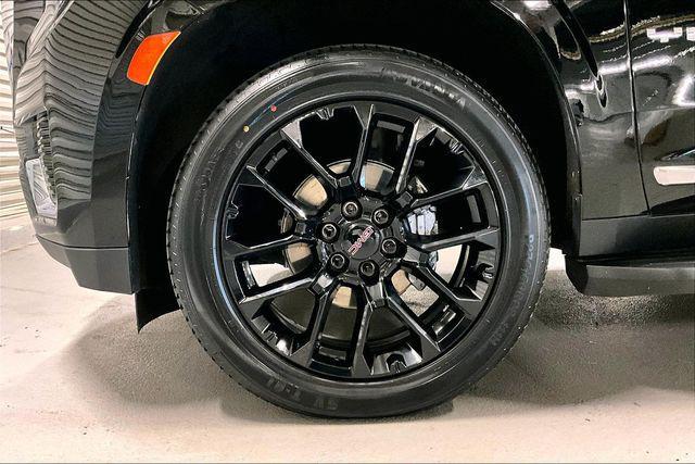 used 2022 GMC Yukon XL car, priced at $52,682